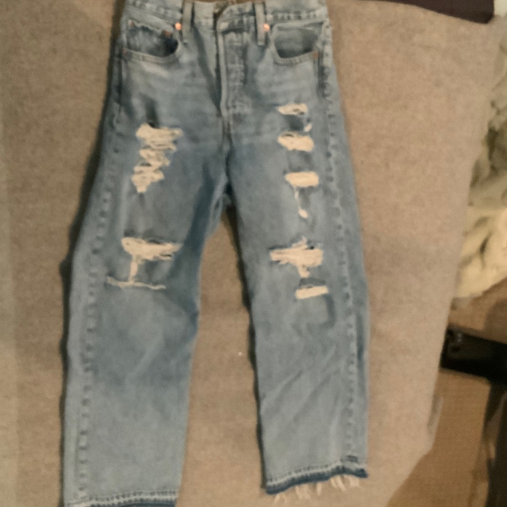 Levi's Women's Distressed Straight Leg Jeans - Light Blue
